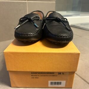 Black Tod’s Heaven Laccetto leather loafers, 8.5 women’s